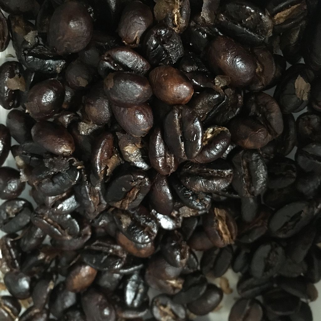 Roasted beans, sans chaff